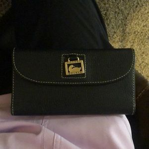 Dooney and Bourke wallet